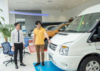 Ford Việt Nam mở rộng chế độ bảo hành Ford Transit, giúp người dùng tối ưu thời gian, an tâm trọn vẹn