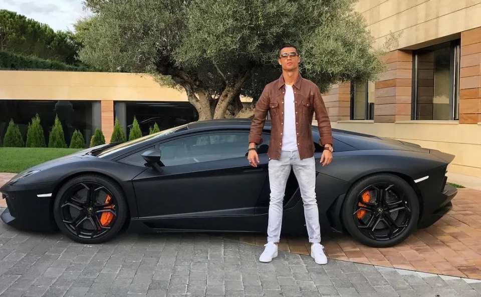 Gara xe gần 20 triệu bảng anh của Cristiano Ronaldo