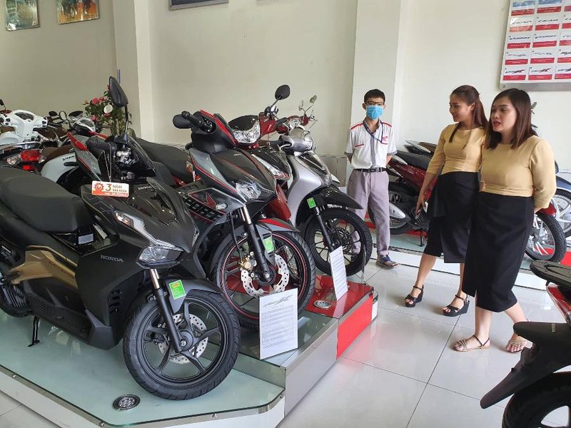 Tạm dừng đăng kí biển số, xe máy Honda giảm sâu hút khách mua online