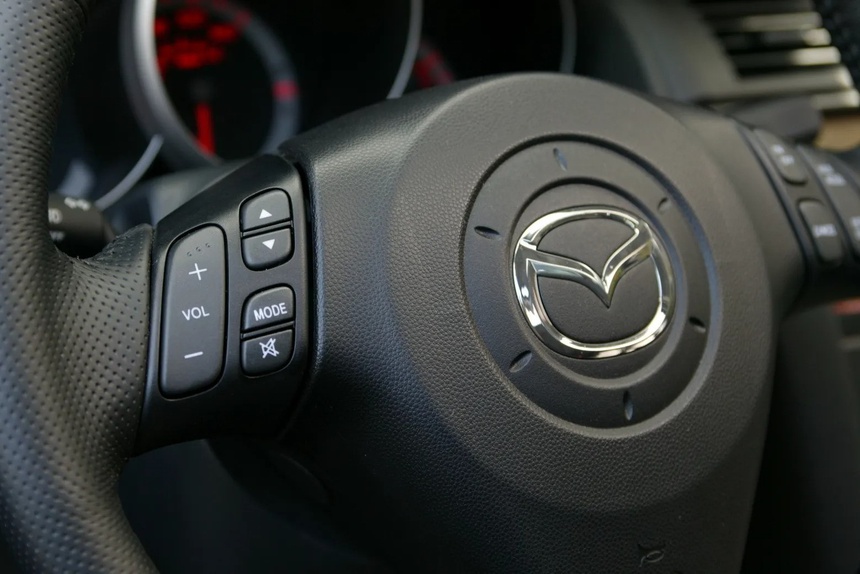 2005 Mazda3 steering wheel