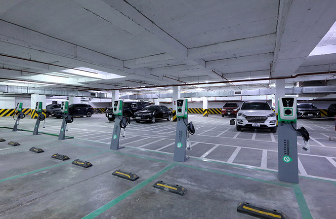 VinFast lắp hơn 8.100 cổng sạc ôtô, xe máy điện toàn quốc