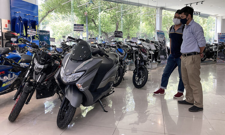 Người Việt mua hơn 1,3 triệu xe máy nửa đầu 2021