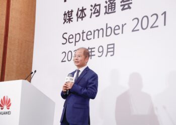 Chủ tịch luân phiên Huawei chia sẻ những kế hoạch và định hướng trong tương lai với báo giới
