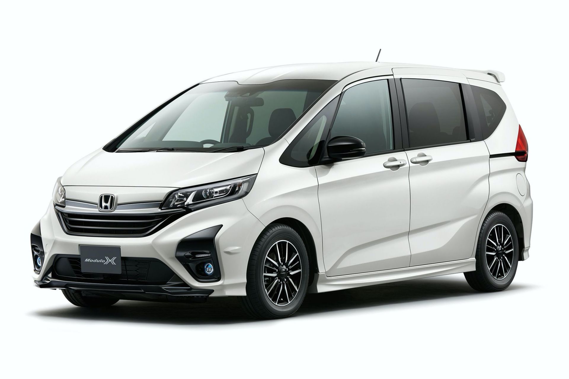 Honda trở thành nhà sản xuất đầu tiên bán ô tô nội địa trực tuyến tại Nhật Bản