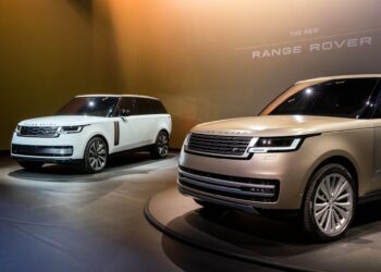 Range Rover 2022 trình làng: Giá từ 10,879 tỷ đồng tại Việt Nam