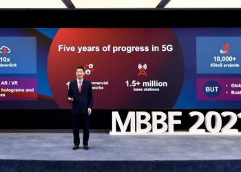 Chủ tịch luân phiên Huawei chia sẻ về phát triển 5G hiện tại và những cơ hội mới trong tương lai