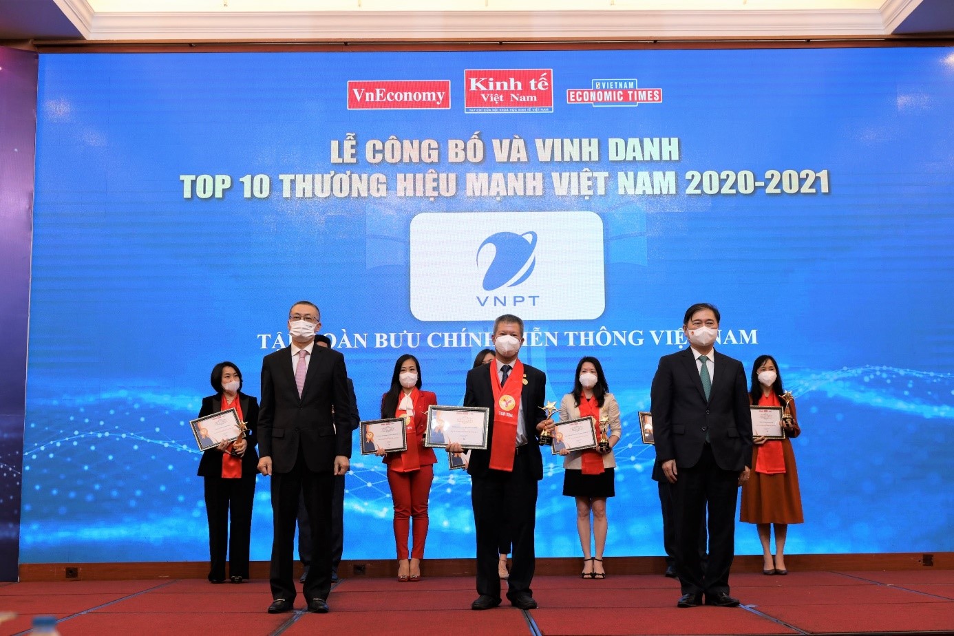 VNPT được vinh danh trong Top 10 thương hiệu mạnh Việt Nam 2020-2021