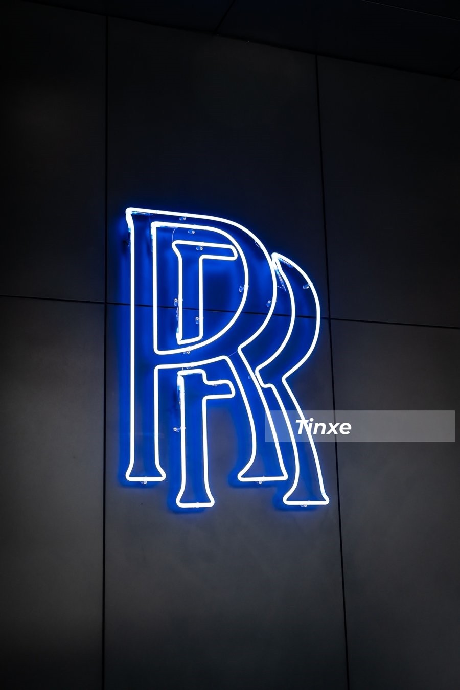 Rolls-Royce chính thức khai trương đại lý đầu tiên tại Sài thành