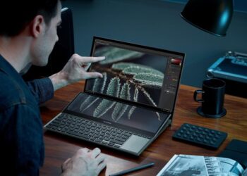Zenbook Pro Duo 15 OLED ra mắt, hướng đến người dùng sáng tạo nội dung