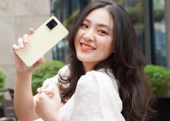 Vivo Y33s: Trong trẻo, yêu kiều và tỏa sáng trong mọi hoàn cảnh