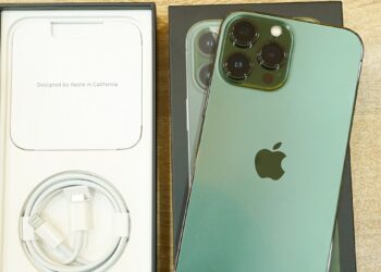 Mở bán iPhone 13 Series "xanh rừng thông", giảm giá tới 6,5 triệu đồng