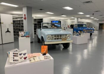 Ford Heritage Vault khai mở di sản 100 năm của Ford cho toàn nhân loại