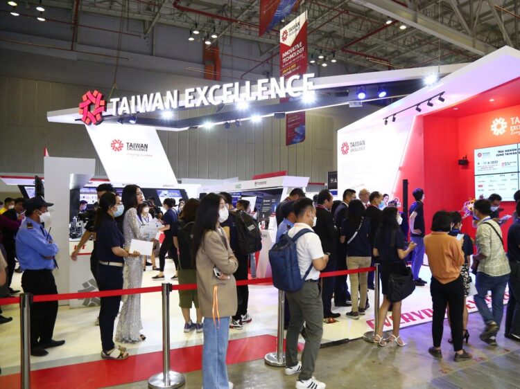 Taiwan Excellence ghi dấu ấn công nghệ tại ICTCOMM 2022