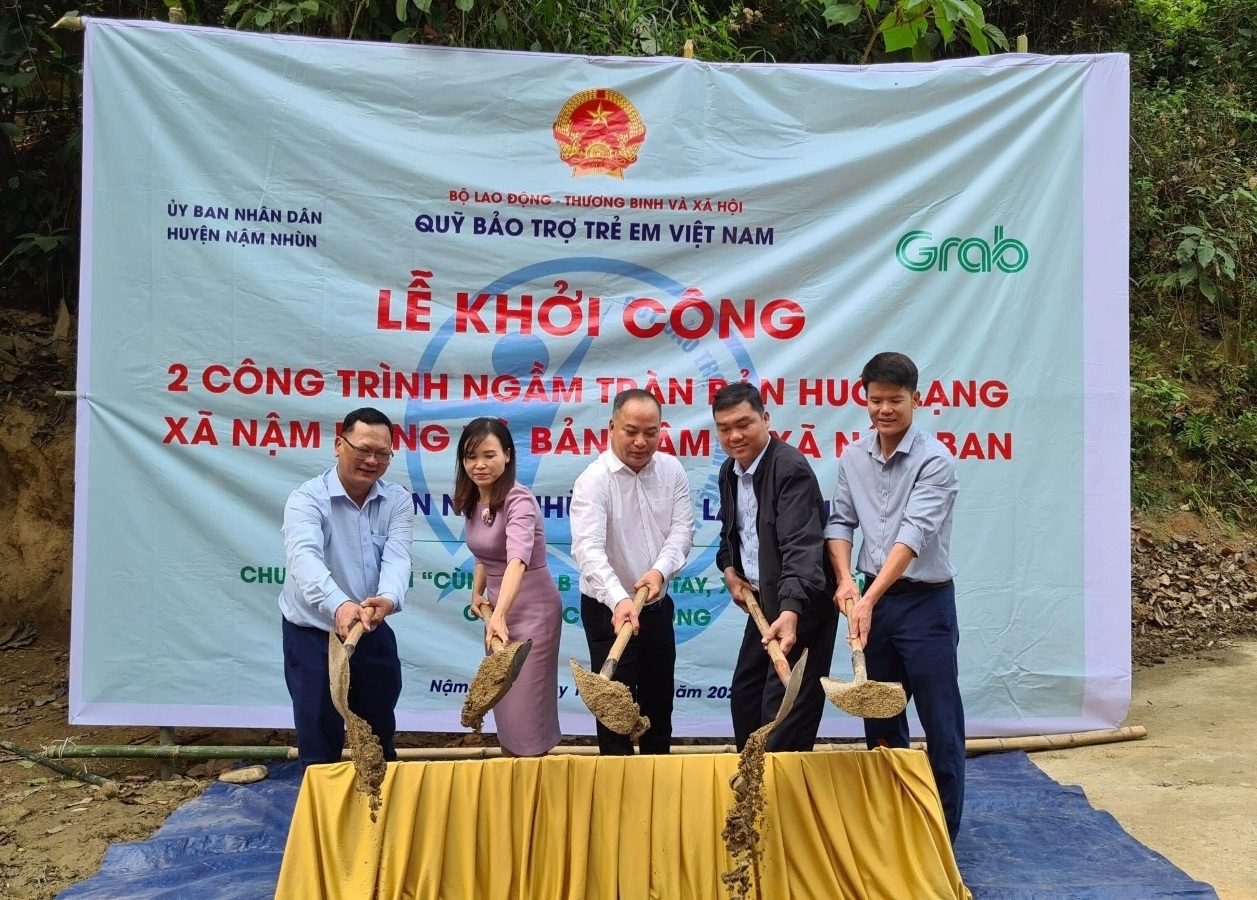 Grab Việt Nam khởi công xây dựng thêm hai cây cầu thuộc dự án “Xây cầu đến lớp”