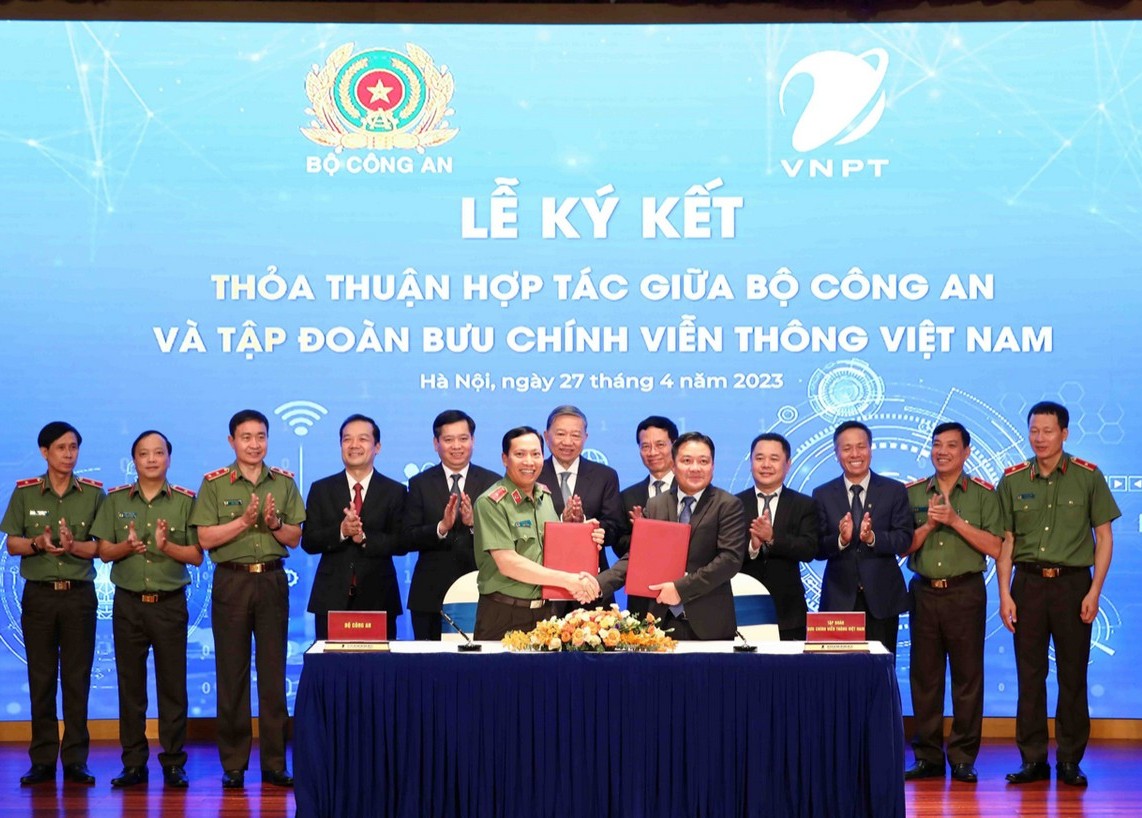 Tập đoàn VNPT ký kết thỏa thuận hợp tác với Bộ Công An