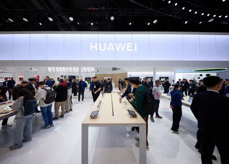 Huawei hé lộ dải sản phẩm công nghệ định hướng thời trang