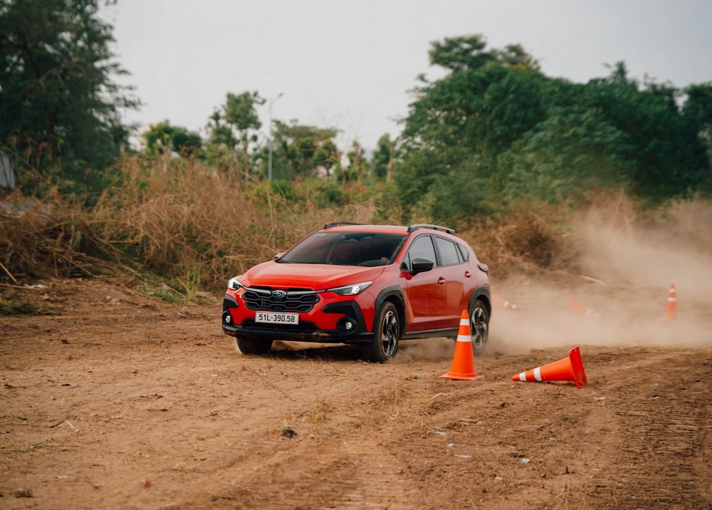 Car Awards 2024 vinh danh Subaru Crosstrek Hoàn Toàn Mới