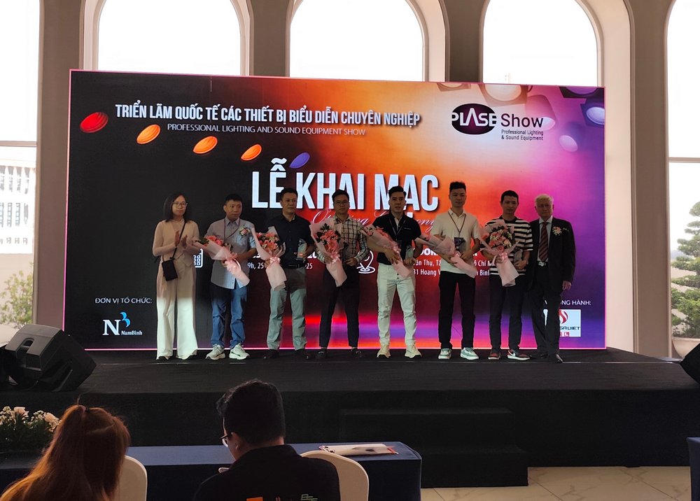 Triển lãm PLASE SHOW lần thứ 12 chính thức diễn ra