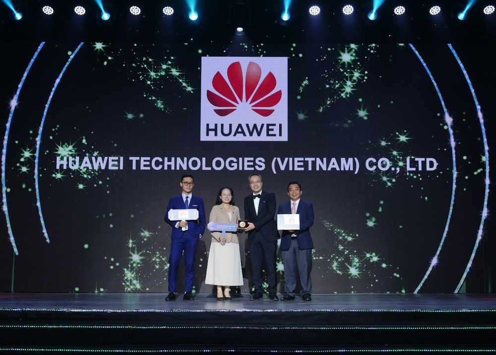 Huawei Việt Nam thắng lớn tại HR Asia Awards 2025