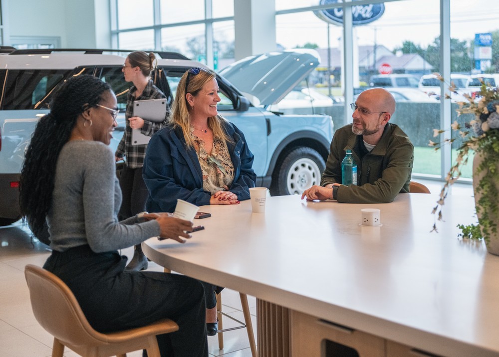 Ford ra mắt tiêu chuẩn đại lý toàn cầu Signature 2.0 4 Ford ra mắt tiêu chuẩn đại lý toàn cầu Signature 2.0