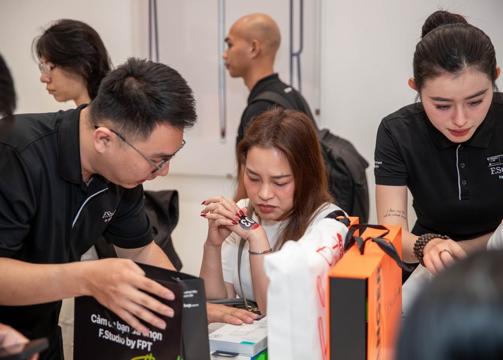 FPT Shop hợp tác TriGood triển khai “Thu cũ – Đổi mới” 6 FPT Shop hợp tác TriGood triển khai “Thu cũ – Đổi mới”