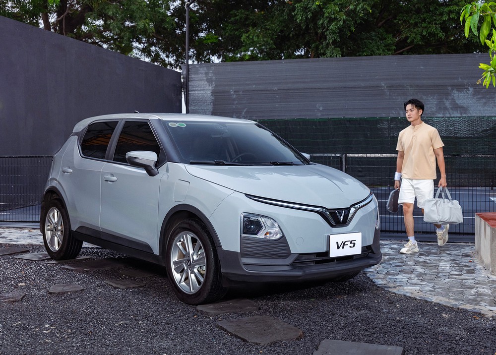 VinFast bán hơn 20.000 ô tô điện trong tháng 10