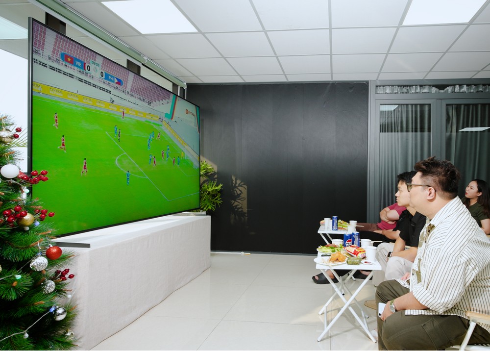 Đắm mình vào SEA Games 33 với Samsung Neo QLED 100 inch QN80F