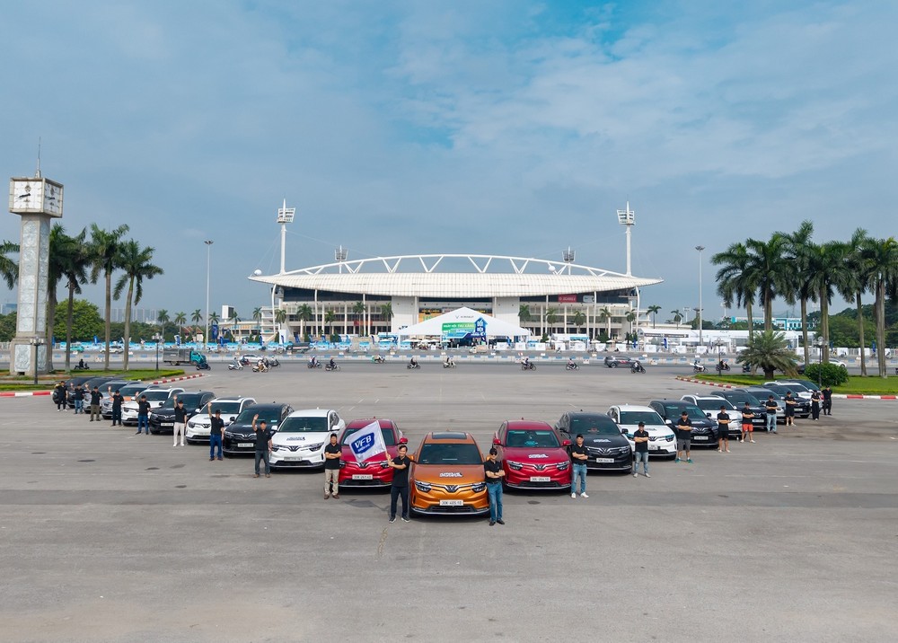 VinFast lập kỷ lục doanh số ô tô chưa từng có tại Việt Nam 4 default