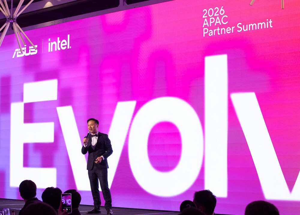 ASUS đặt mục tiêu 30% thị phần laptop APAC