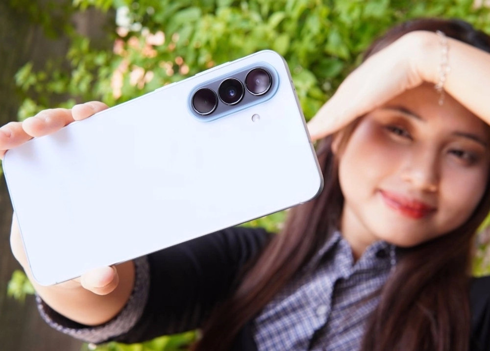 Galaxy A57 5G | A37 5G: Người đồng-vibe đích thực của GenZ 4 Galaxy A57 5G | A37 5G: Người đồng-vibe đích thực của GenZ