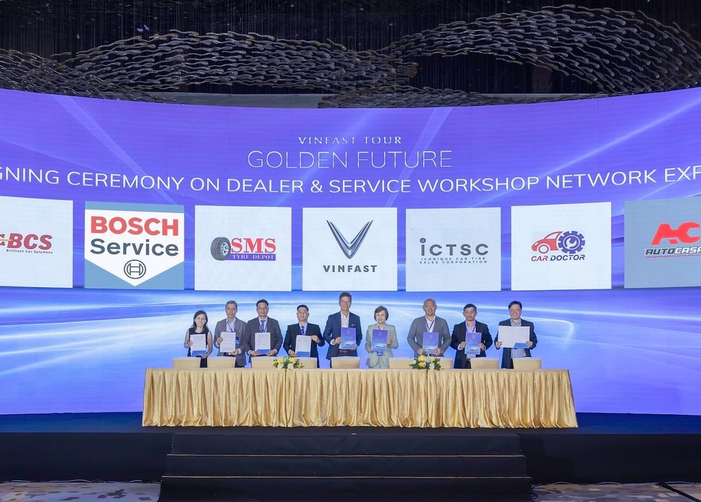 VinFast ký ghi nhớ, mở rộng mạng lưới dịch vụ