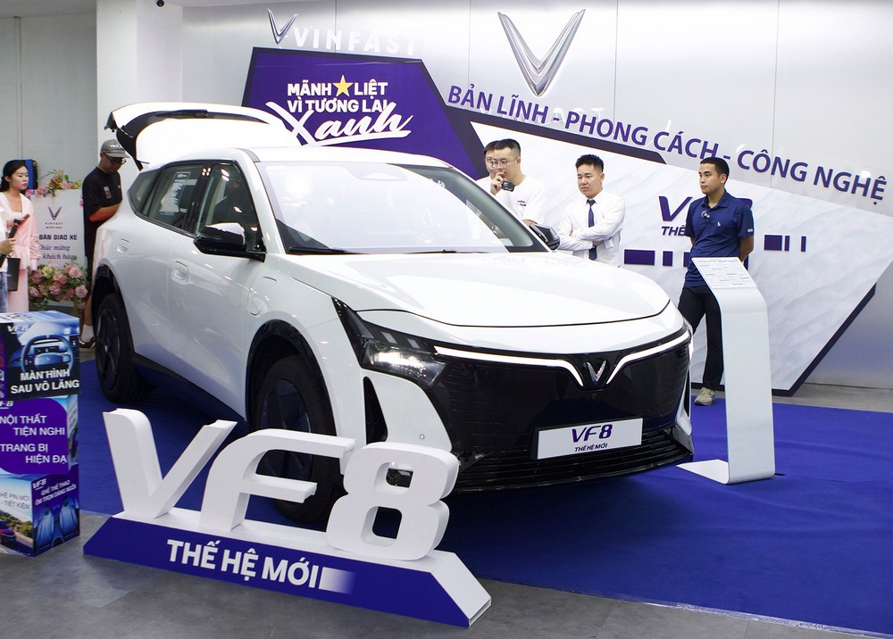 Đặt cọc sớm VF 8 mới, nhận ưu đãi 51 triệu đồng