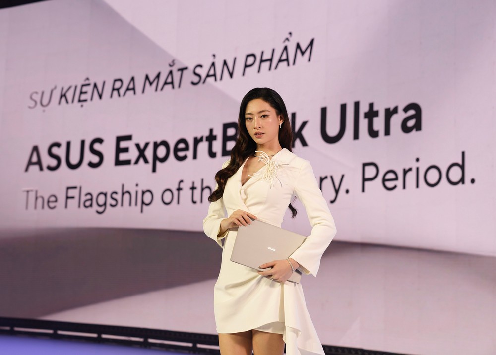 ASUS ExpertBook Ultra giá từ 68 triệu đồng